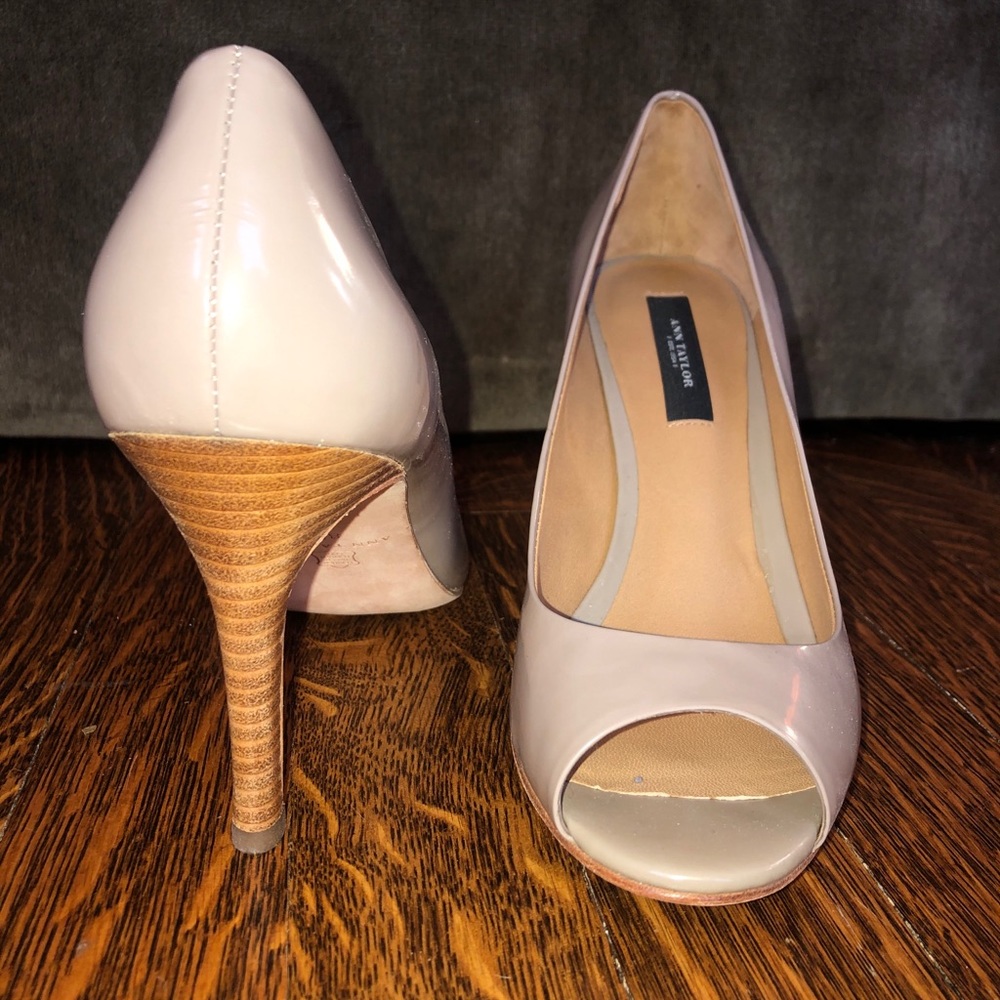 Genuine Leather Ann Taylor Heels